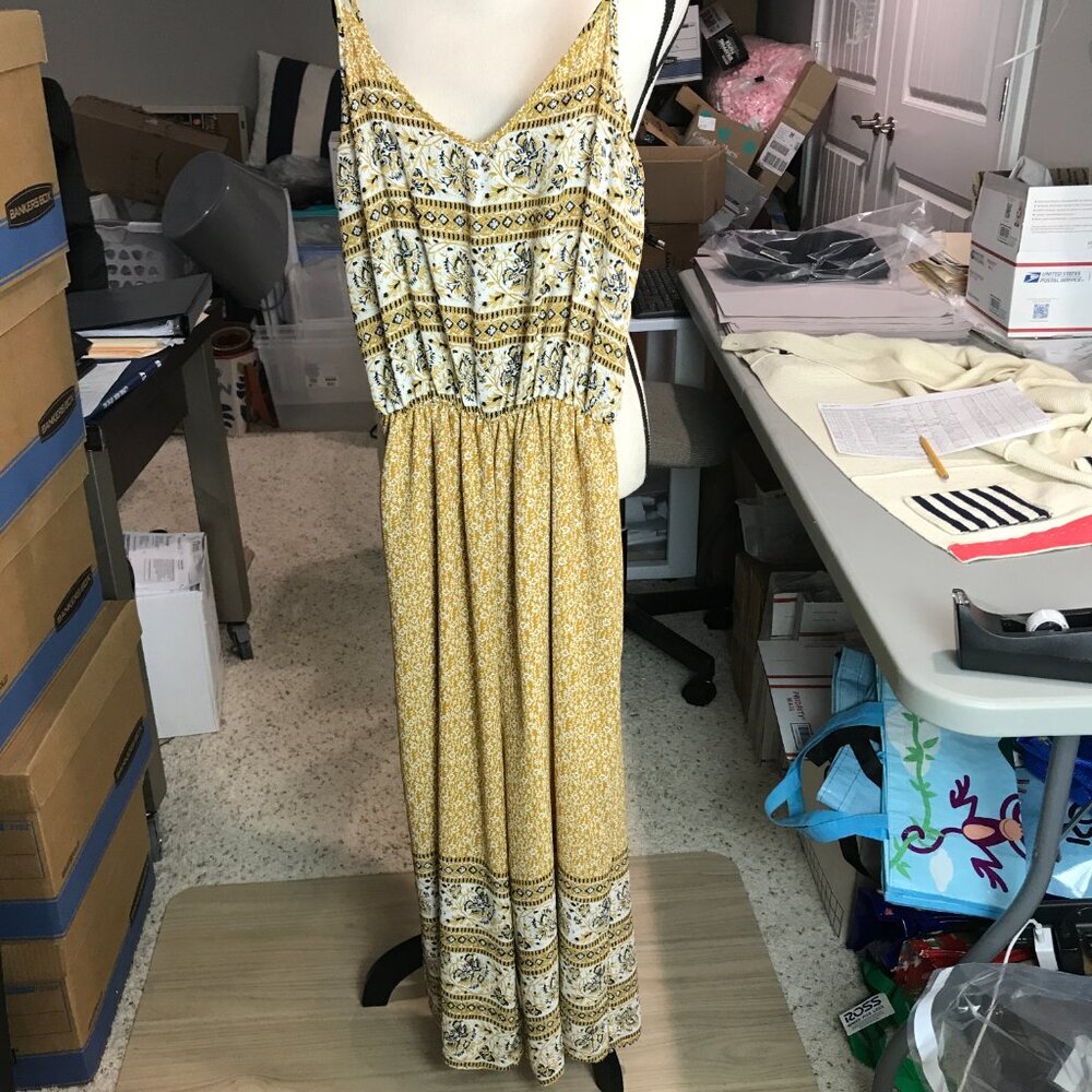Women's Le Lis yellow floral strappy jumpsuit Size S
